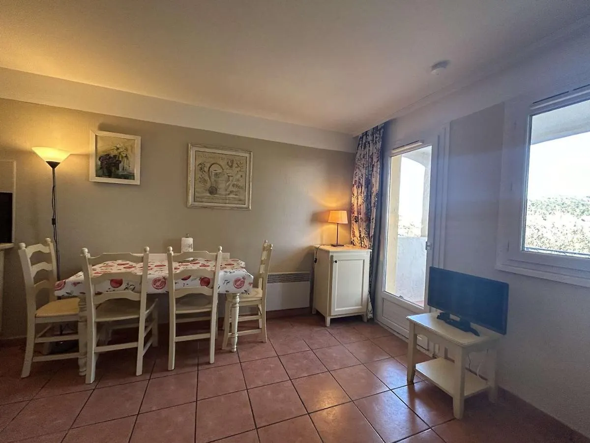 Studio Cabine 4 Pers. Avec Piscine Commune Et Parking - Fr-1-226-510 Roquebrune-sur Argens 0*,  Frankreich
